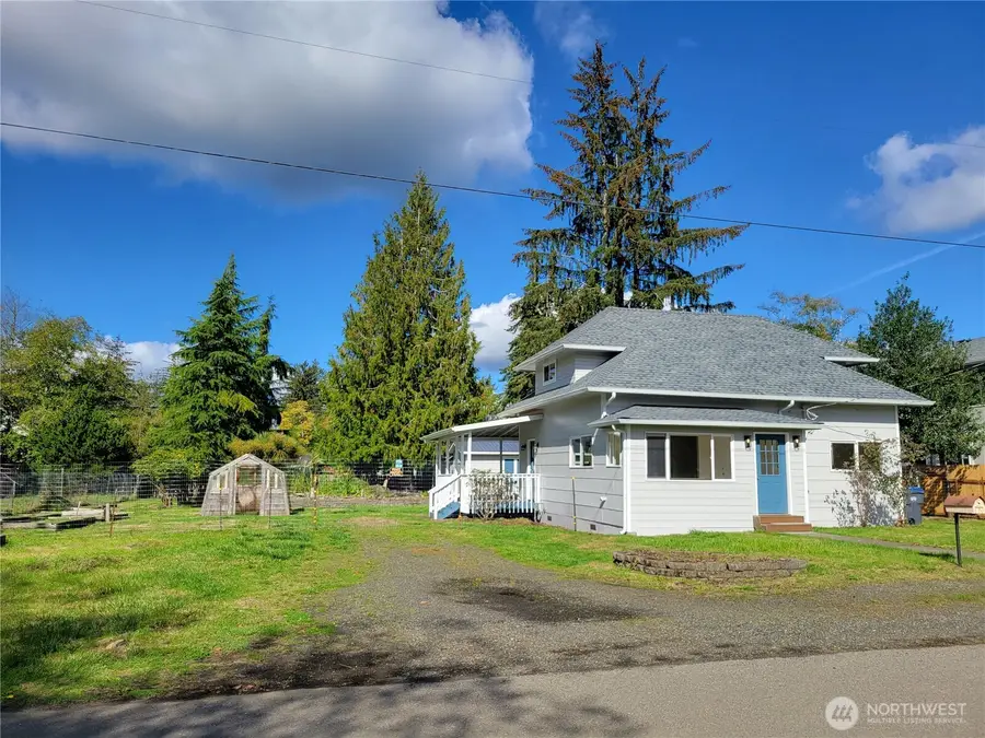 904 Lafayette Street, Aberdeen, WA 98520 - #2