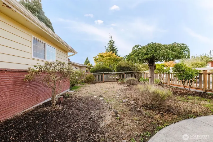 410 N Knapman Avenue, Sequim, WA 98382 - #3