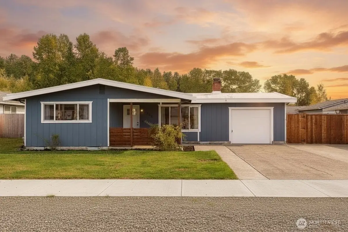 560 11th Street, Blaine, WA 98230 - #1