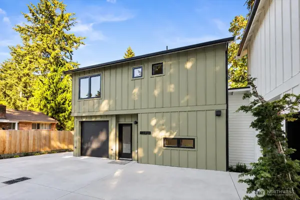 11349 23rd Avenue Ne, Seattle, WA 98125