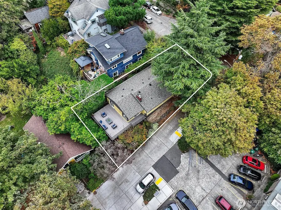 3951 Evanston Avenue N, Seattle, WA 98103 - #2