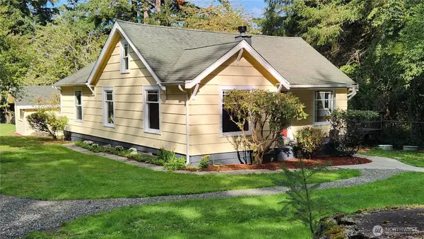 1758 NE Jacobson Road, Poulsbo, WA 98370