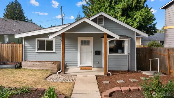 7511 13th Avenue Sw, Seattle, WA 98106