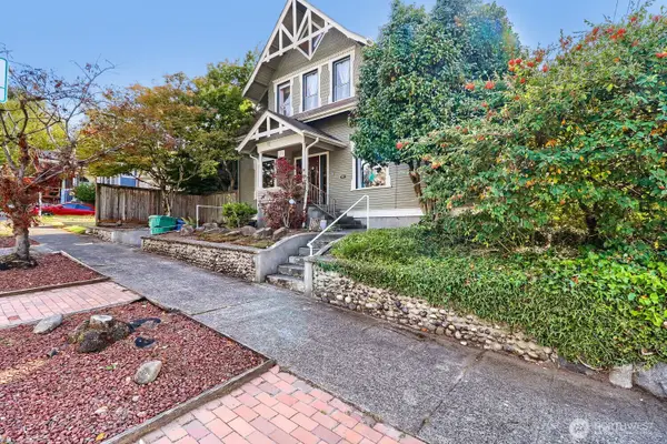 803 NE 72nd Street, Seattle, WA 98115
