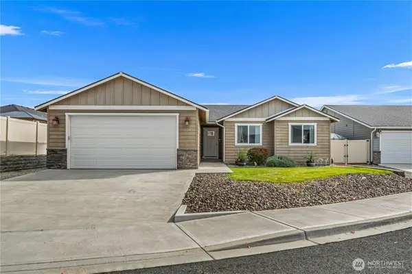 229 S Mystical Avenue, East Wenatchee, WA 98802