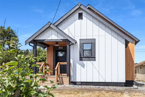 814 26th Street, Anacortes, WA 98221