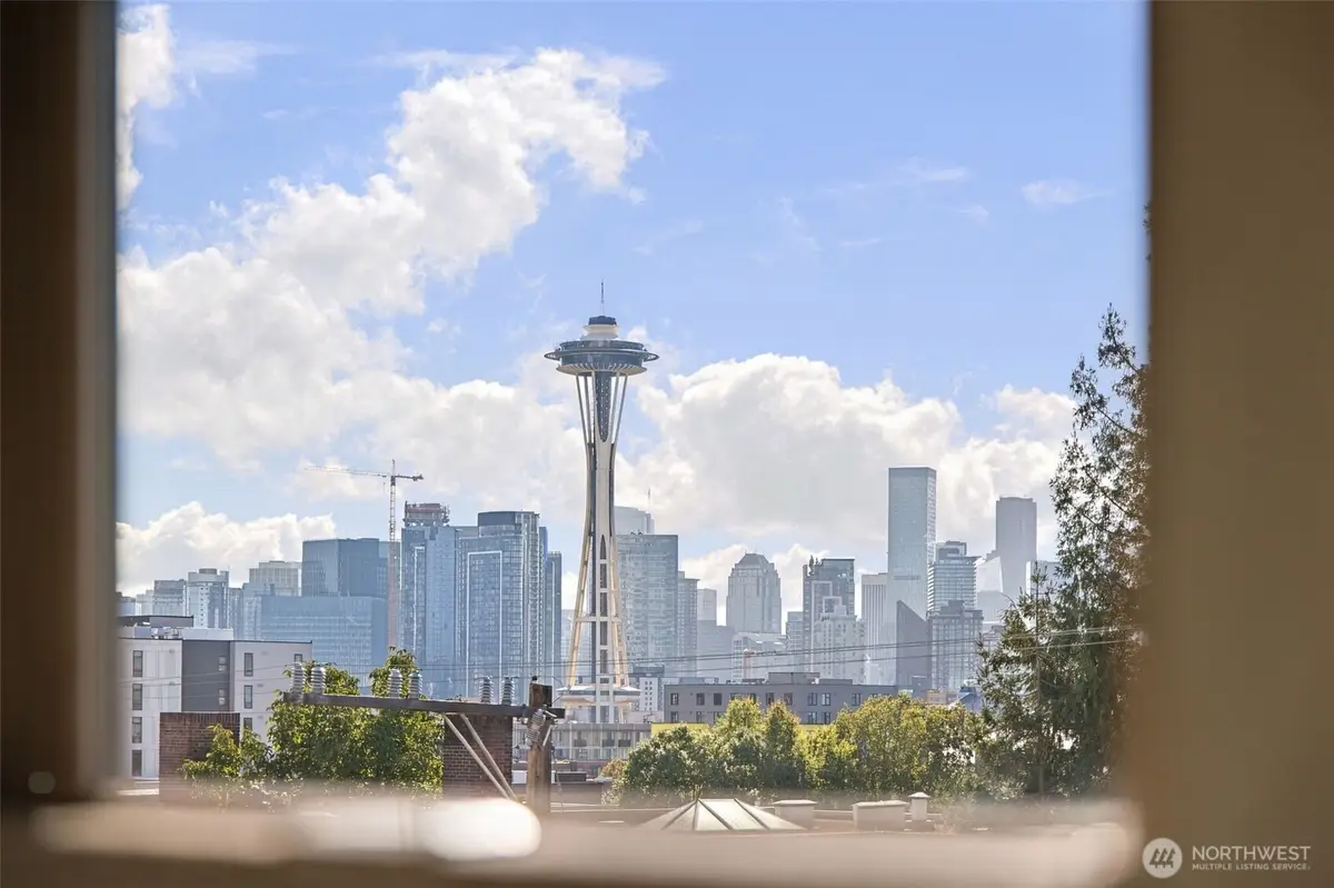 220 W Olympic Place #303, Seattle, WA 98119 - #1