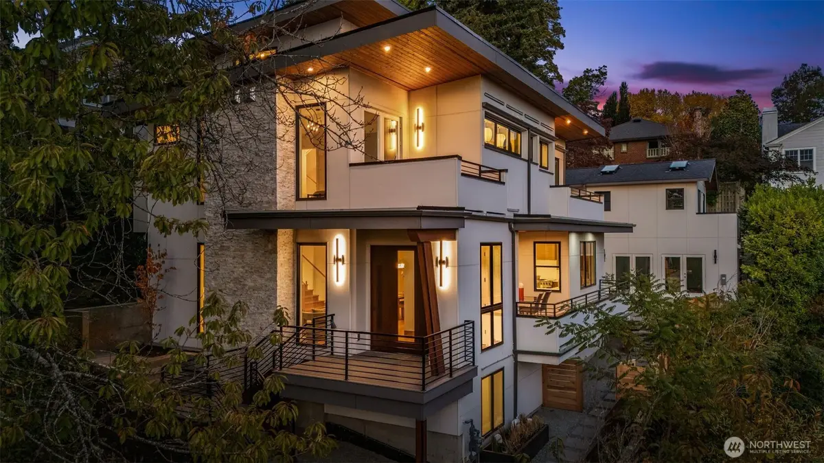 614 33rd Avenue E, Seattle, WA 98112 - #1