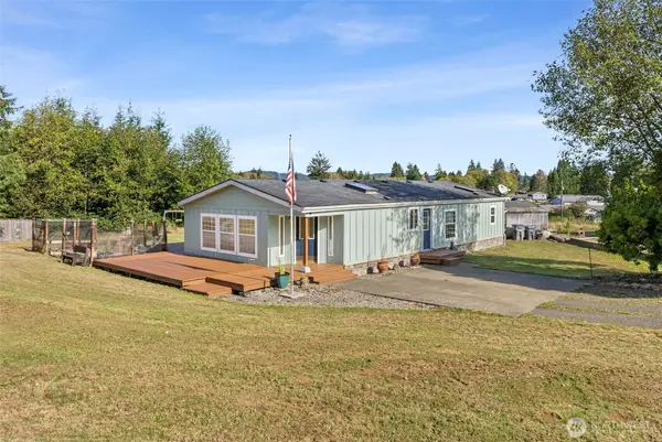 814 Ocean Avenue, Cosmopolis, WA 98537