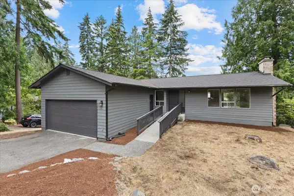 5819 172nd Place Sw, Lynnwood, WA 98037