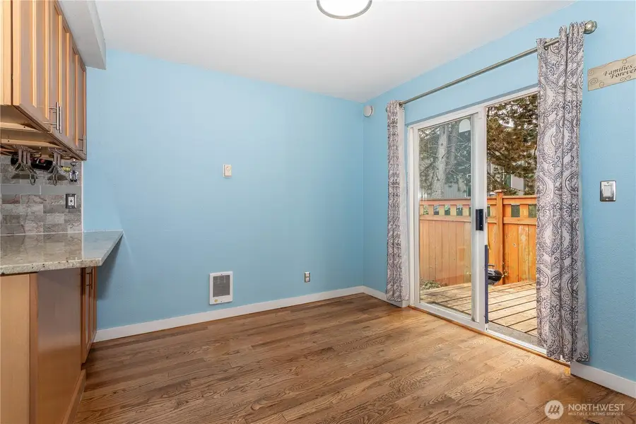 126 W Casino Rd #9, Everett, WA 98204 - #3
