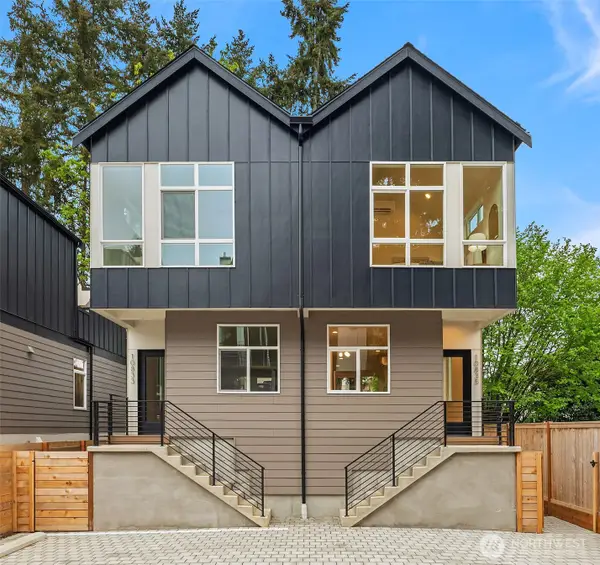 10833 11th Avenue Ne, Seattle, WA 98125
