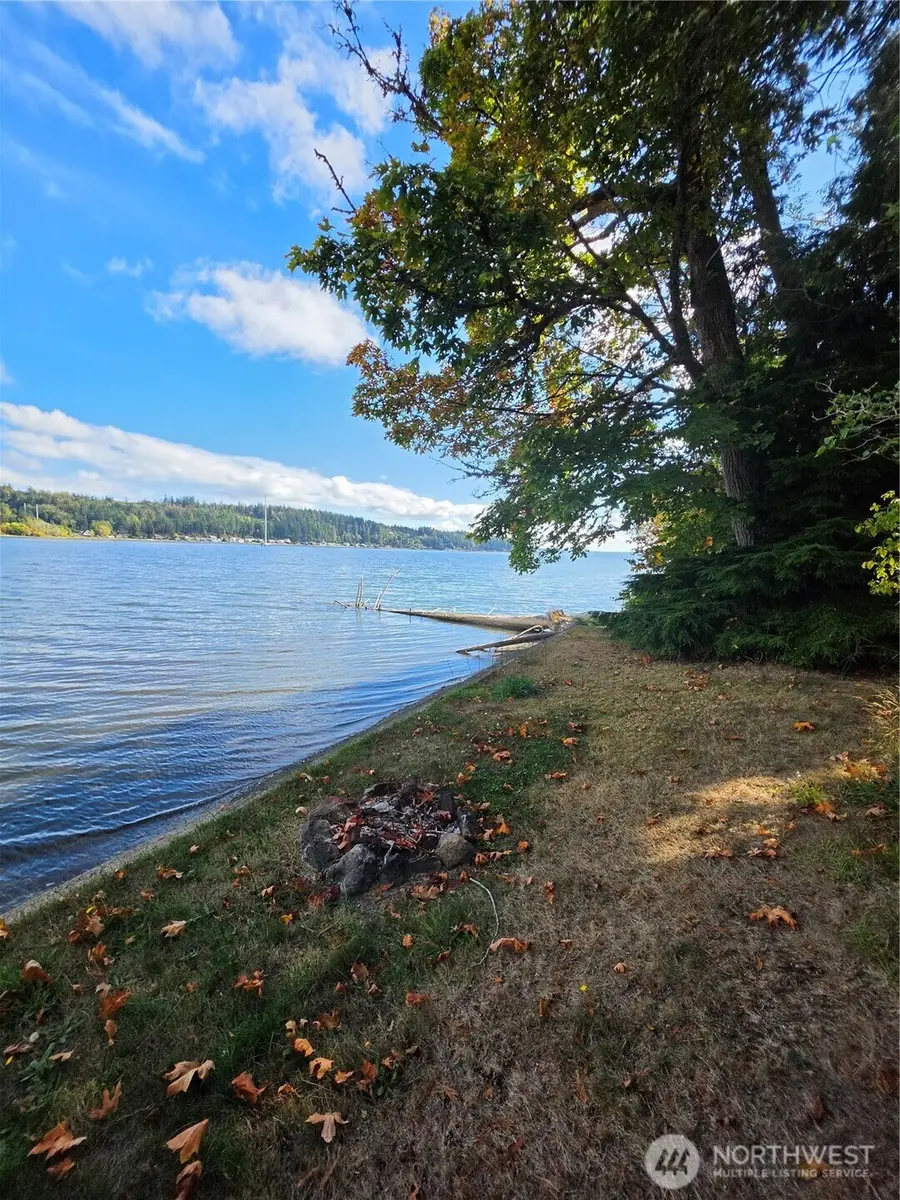 560 E North Bay Road, Allyn, WA 98524 - #3