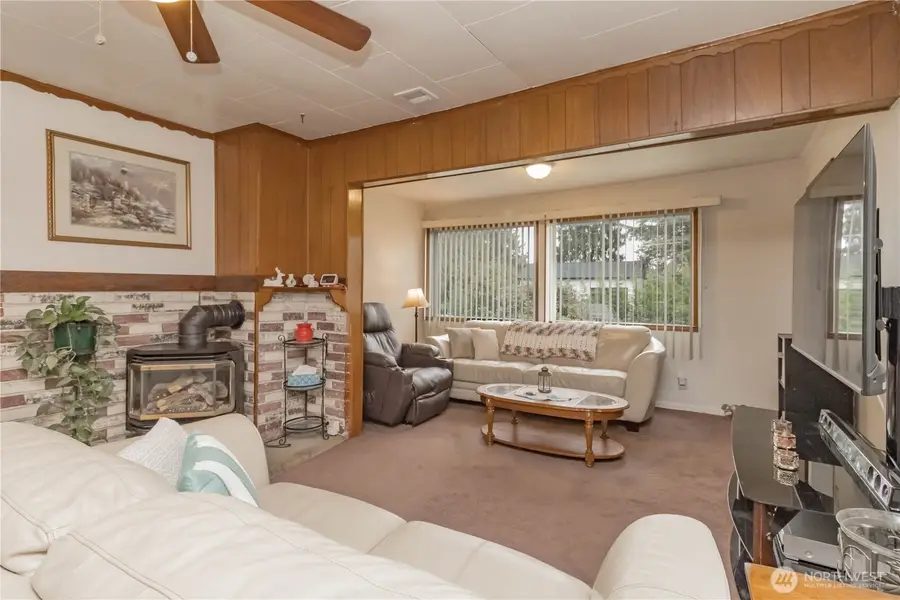 10622 Fruitland Avenue E, Puyallup, WA 98373 - #3
