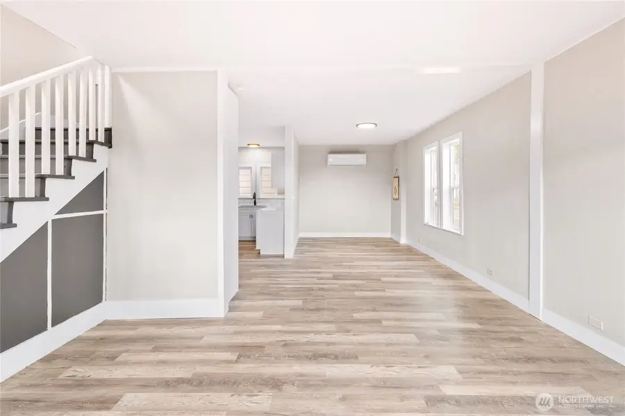 200 N A Street, Aberdeen, WA 98520 - #3