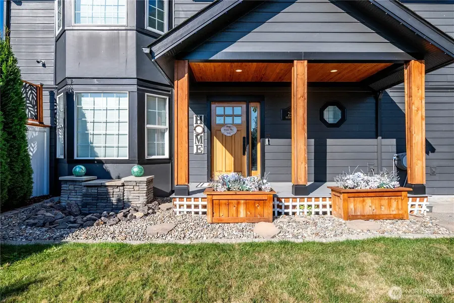 2501 Hickory Avenue, Longview, WA 98632 - #3