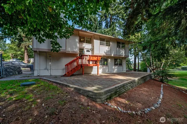 2138 SW 305th Street, Federal Way, WA 98023