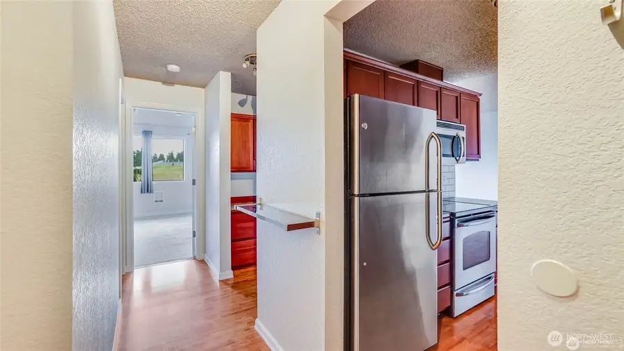 750 N 143rd Street #302, Seattle, WA 98133 - #3