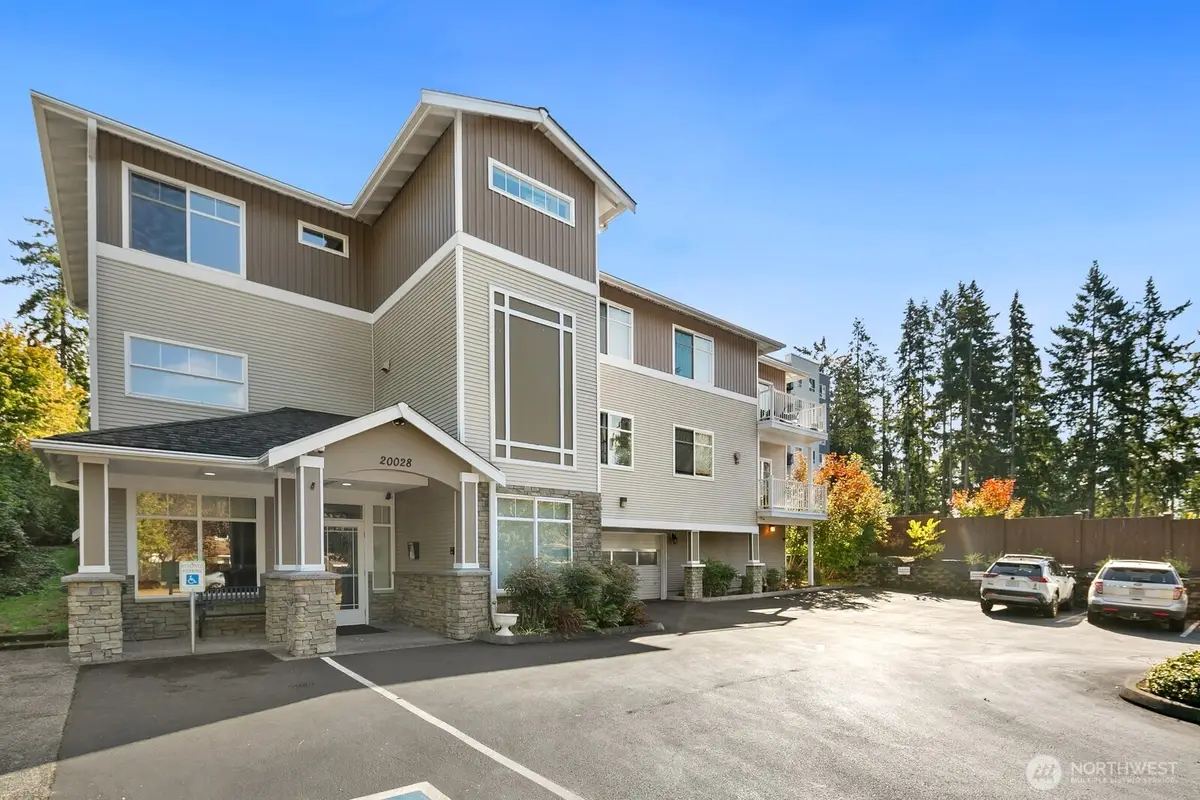 20028 15th Avenue Ne #109, Shoreline, WA 98155 - #1