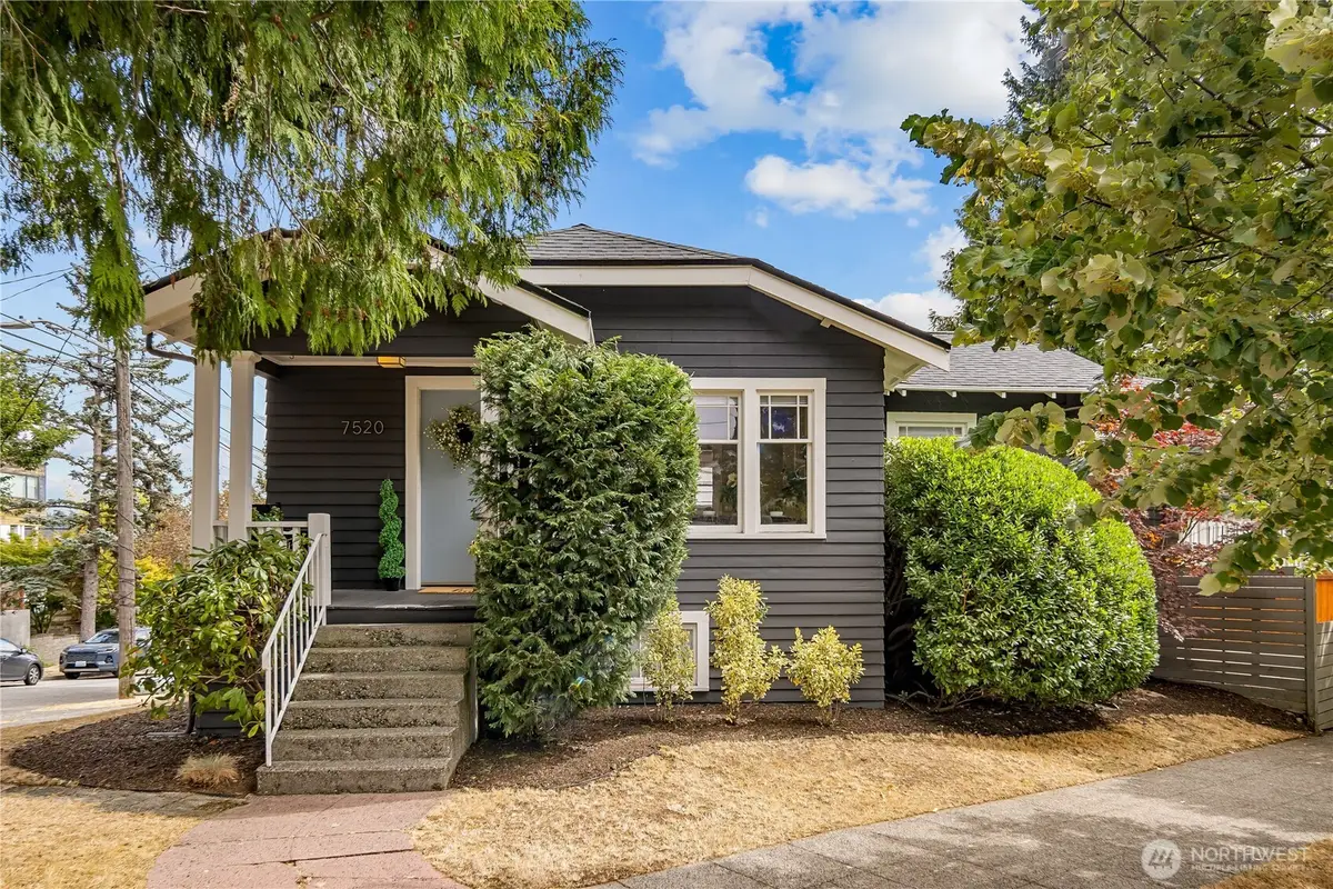 7520 Linden Avenue N, Seattle, WA 98103 - #1