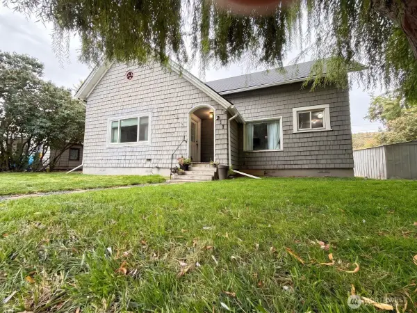 217 E Richmond Ave, Dayton, WA 99328