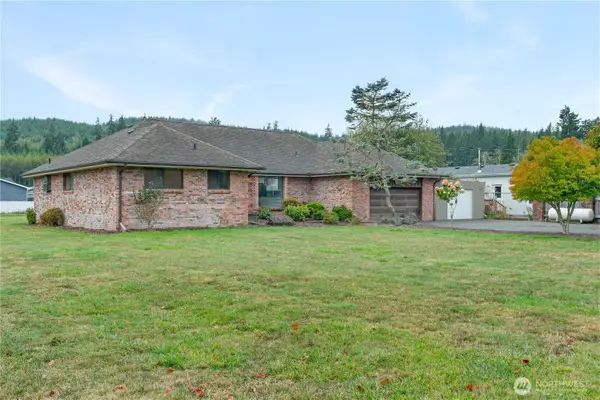 989 Stanford Drive, Cosmopolis, WA 98537