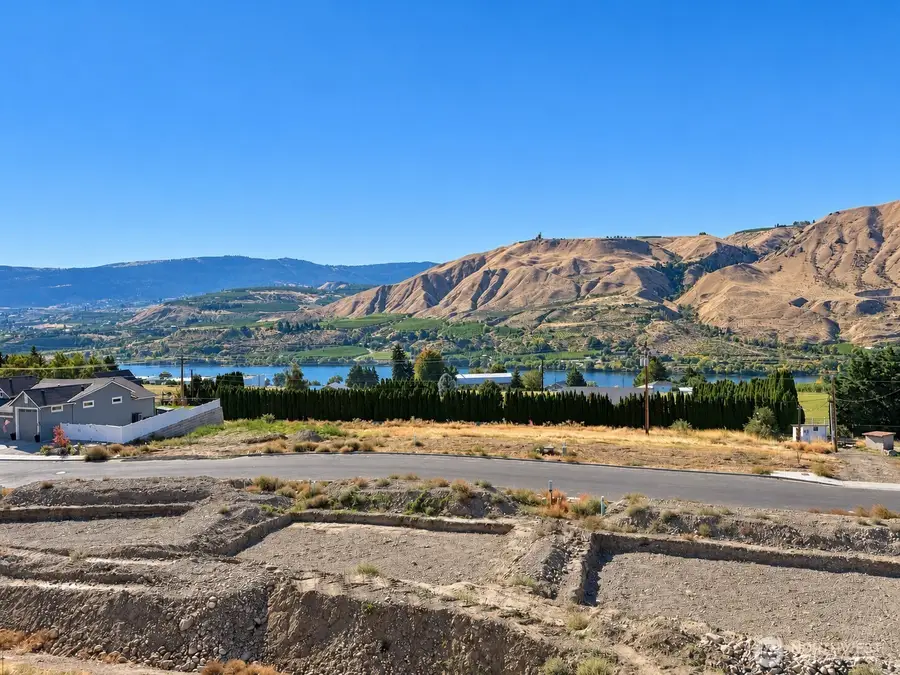 1398 Juno Street Se, East Wenatchee, WA 98802 - #2
