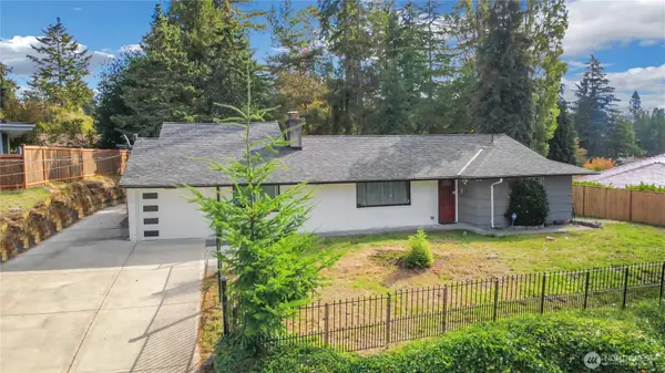 Address Withheld By Seller, Des Moines, WA 98148