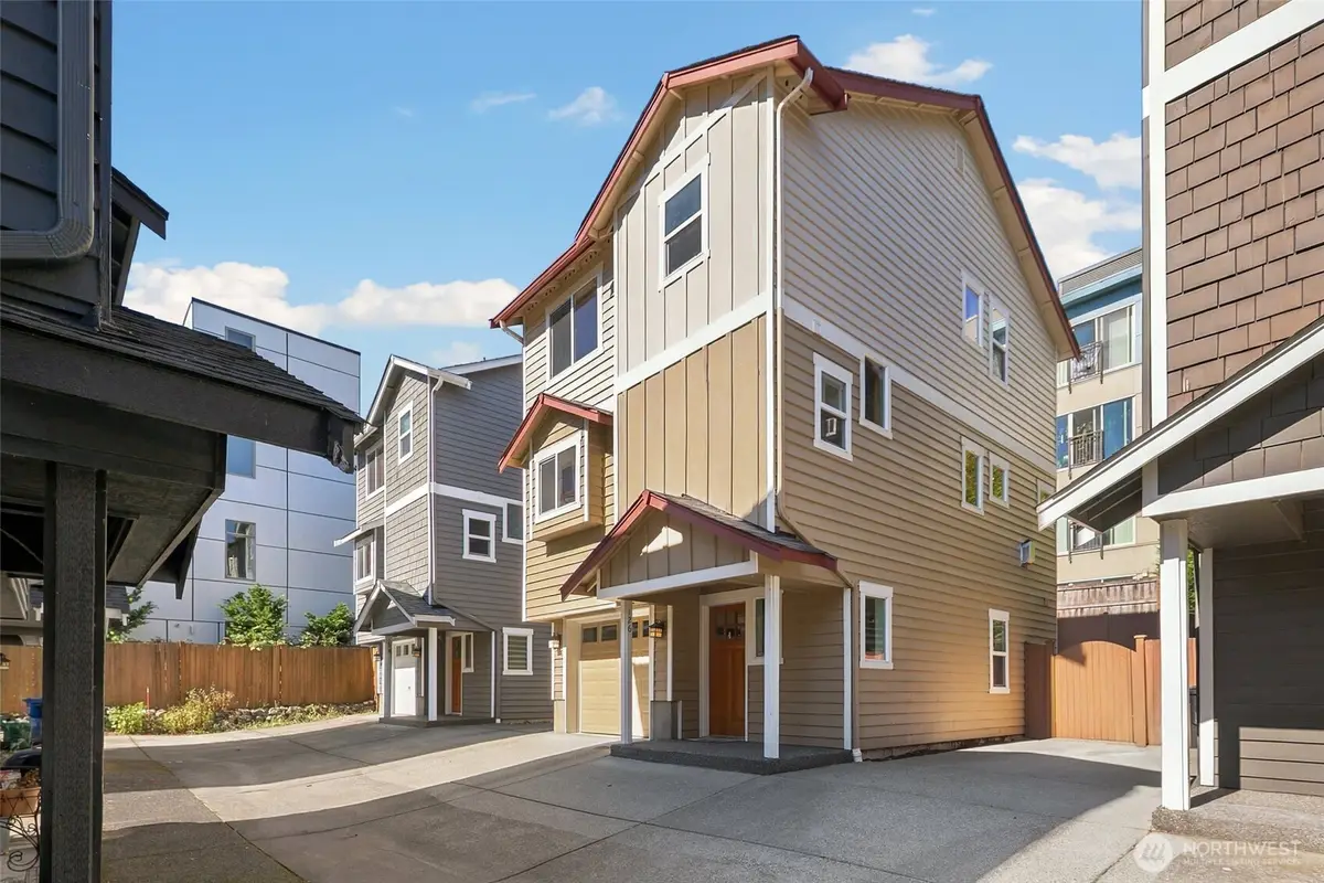 126 N 101st Street, Seattle, WA 98133 - #1