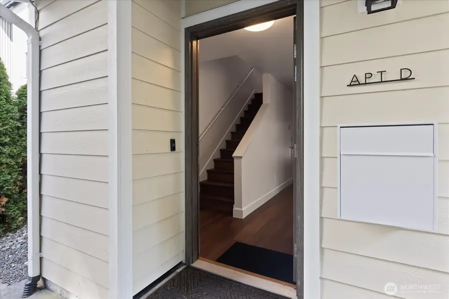 116 17th Avenue #D, Seattle, WA 98122 - #3