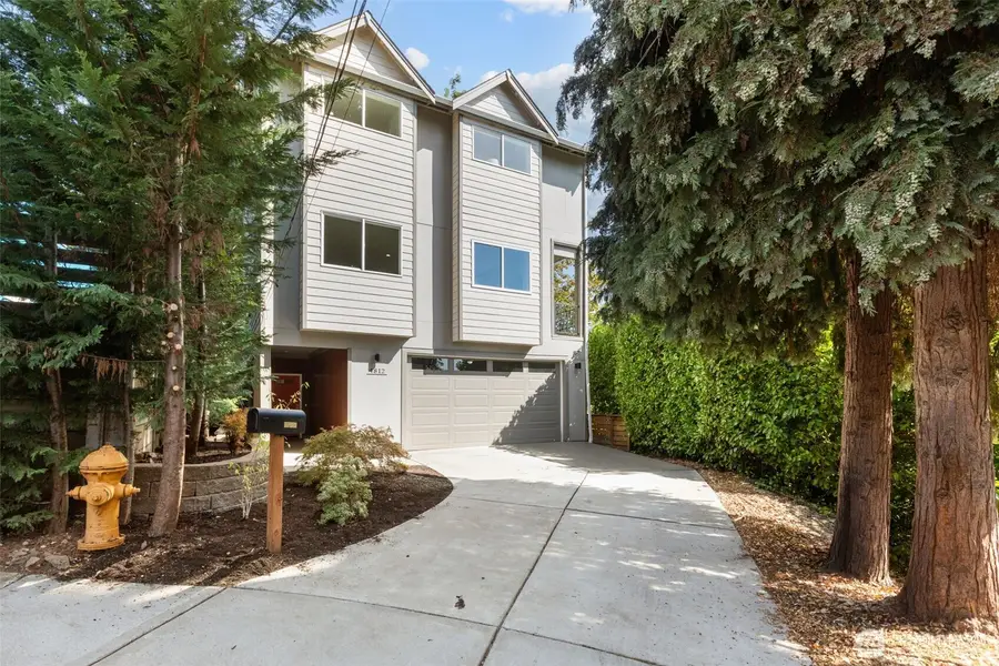 4812 S Frontenac Street, Seattle, WA 98118 - #2