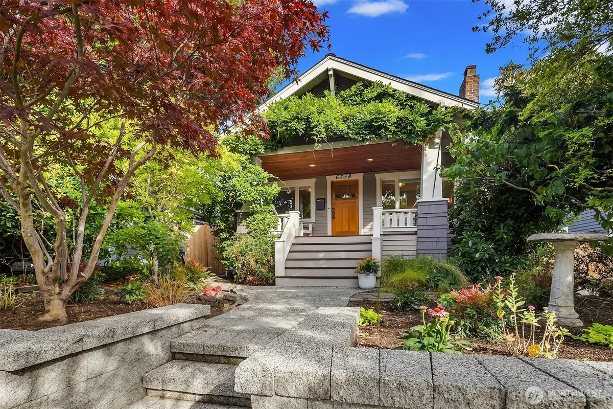 6738 26th Avenue Nw, Seattle, WA 98117 - #1