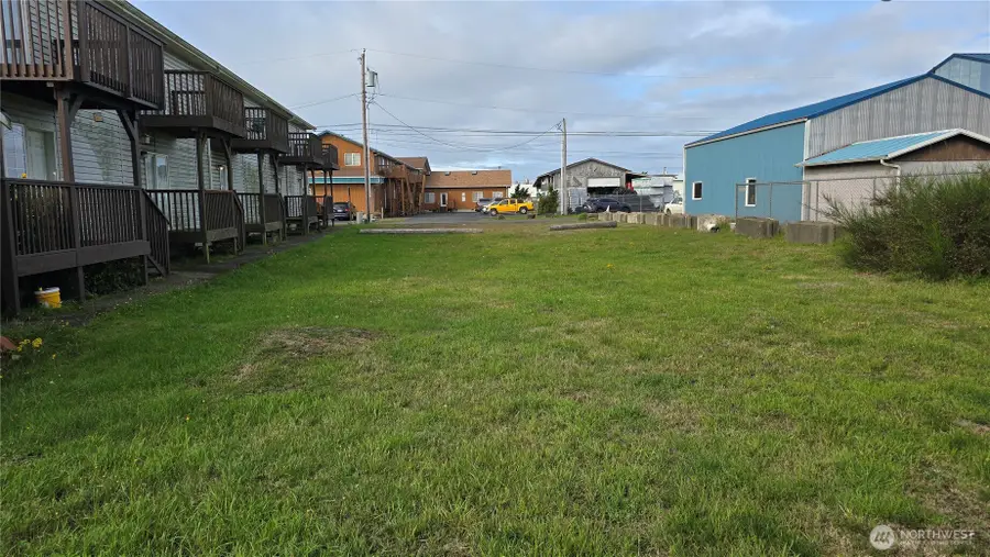 704 Seahorse Avenue Ne #77, Ocean Shores, WA 98569 - #3