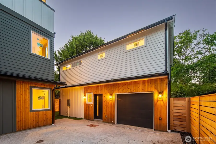 2650 NW 95th Street, Seattle, WA 98117 - #3