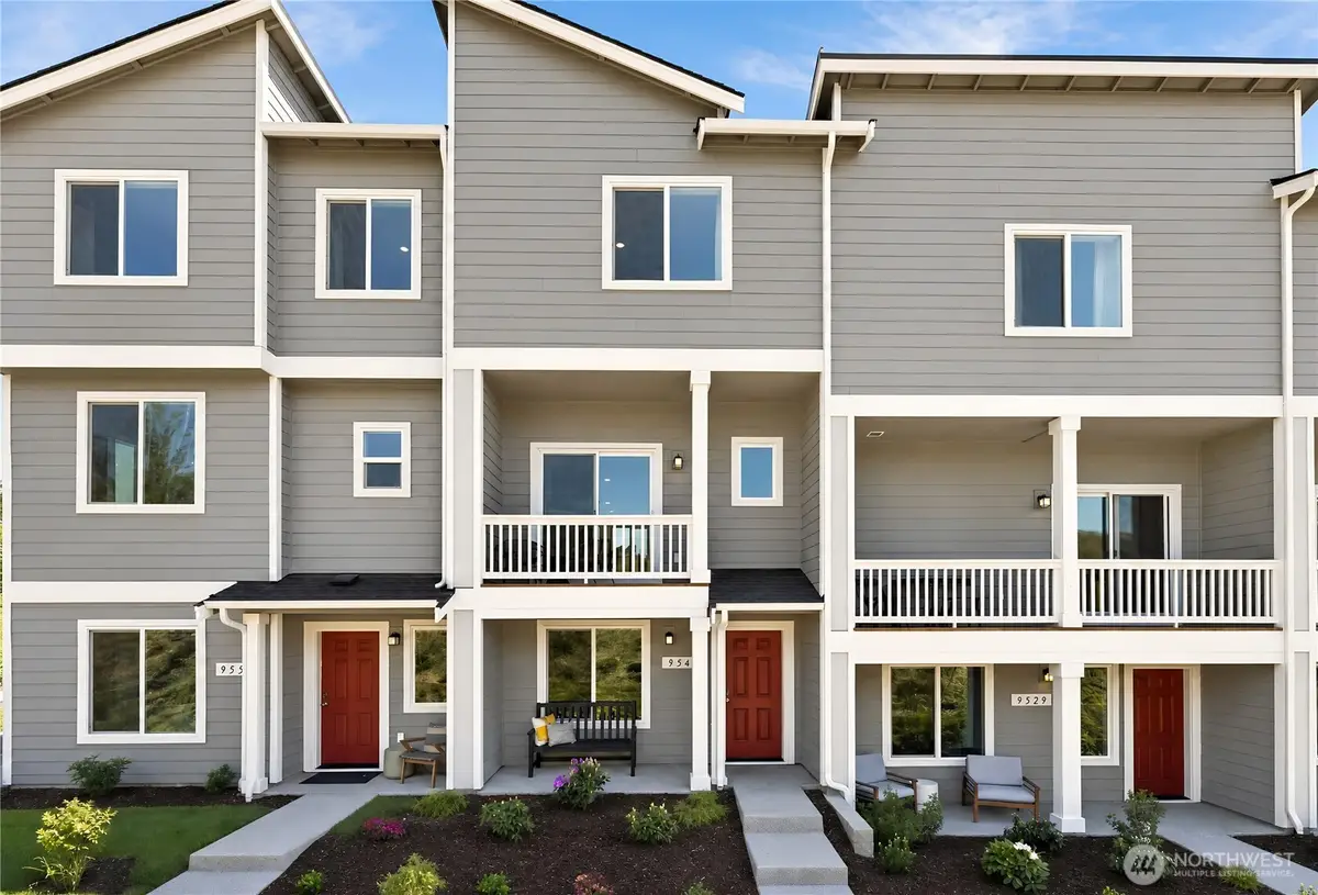 9613 Mineral Avenue Nw, Silverdale, WA 98383 - #1