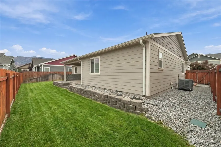 405 Ridgewood Drive, Manson, WA 98831 - #2