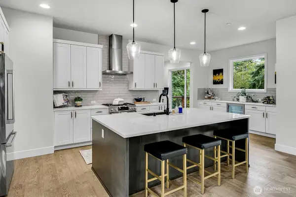 6309 207th Avenue E, Bonney Lake, WA 98391