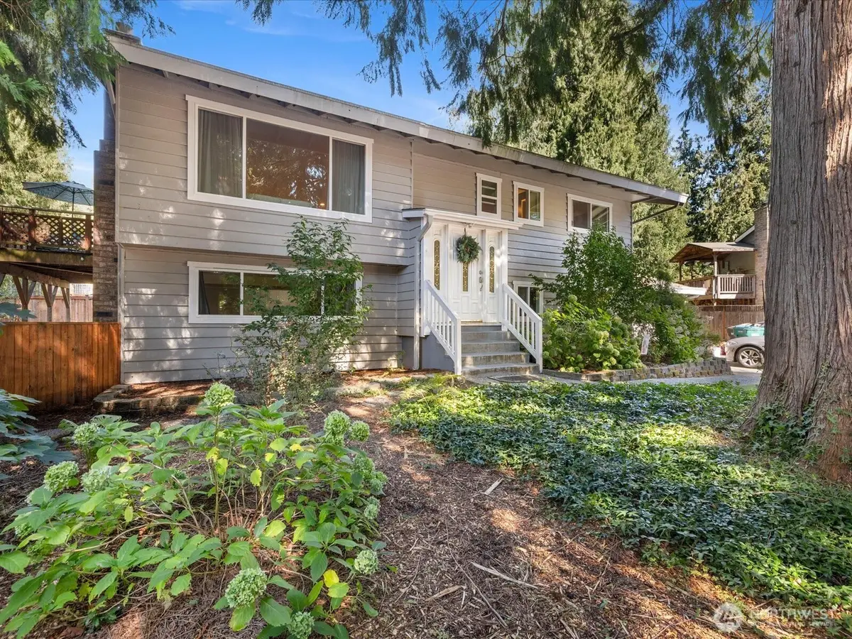 19310 1st Avenue Se, Bothell, WA 98012 - #1