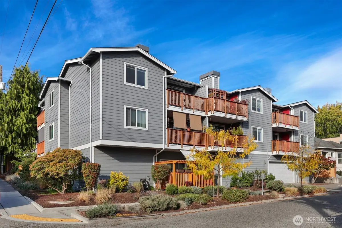 7000 Cleopatra Place Nw #301, Seattle, WA 98117 - #1