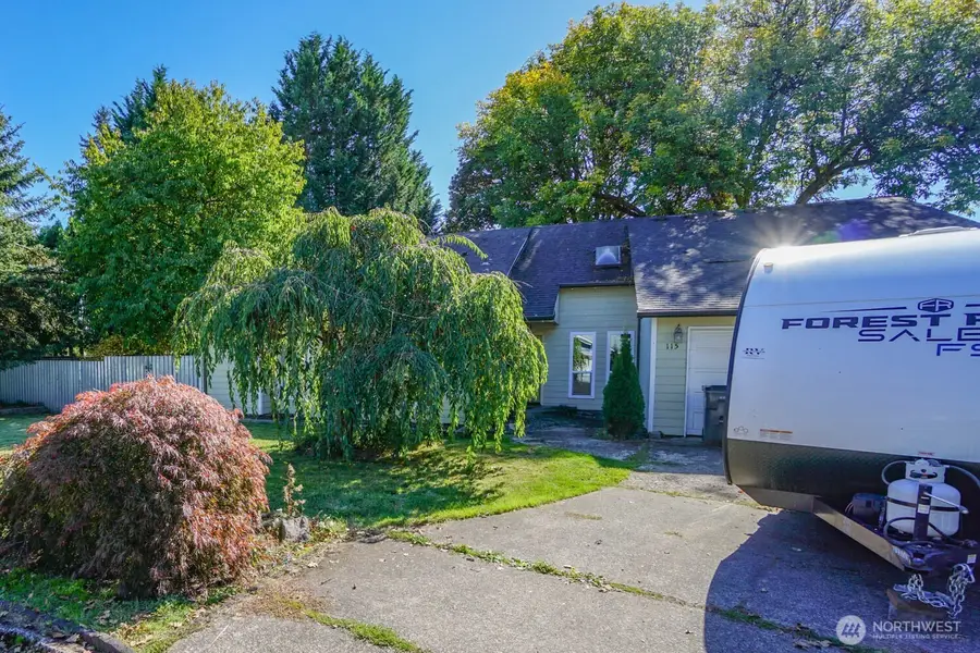115 SW 3rd Street, Battle Ground, WA 98604 - #2
