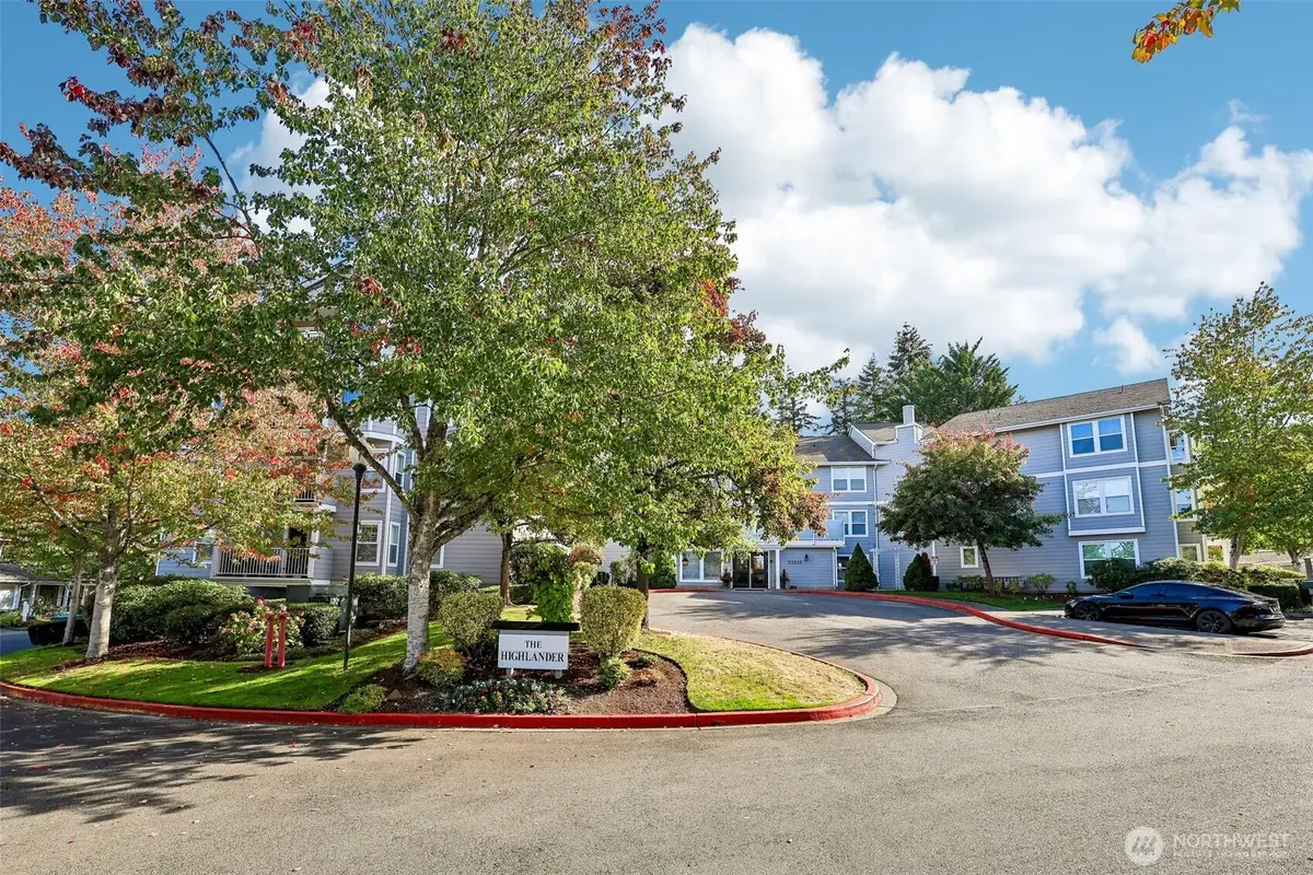 22535 SE Highland Circle #302, Issaquah, WA 98029 - #1