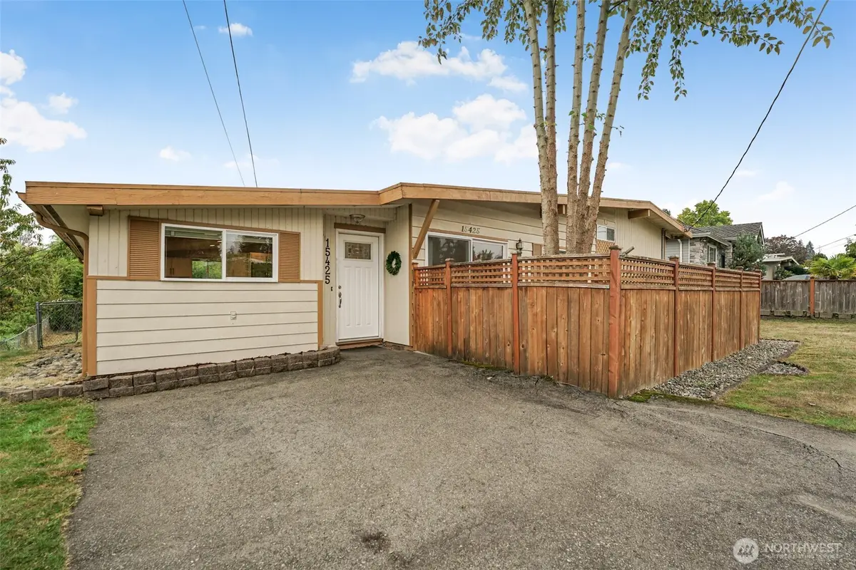 15425 SE 11th Street, Bellevue, WA 98007 - #1