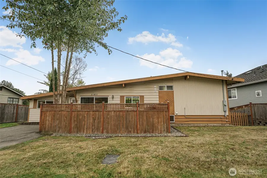 15425 SE 11th Street, Bellevue, WA 98007 - #2