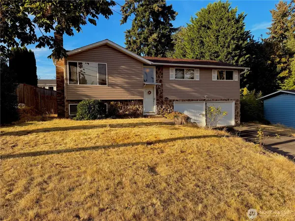 2232 SW 307th Street, Federal Way, WA 98023