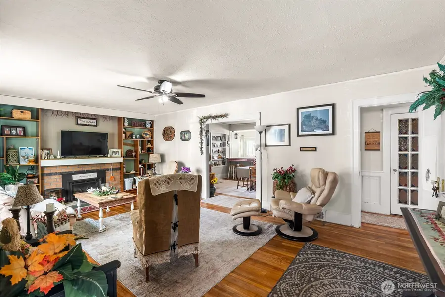 413 W Broadway Avenue, Montesano, WA 98563 - #2