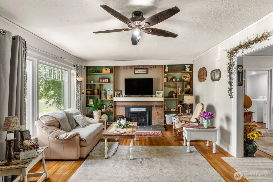 413 W Broadway Avenue, Montesano, WA 98563 - #3