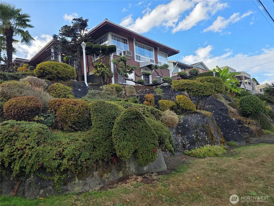 2818 S Dawson Street, Seattle, WA 98108 - #3