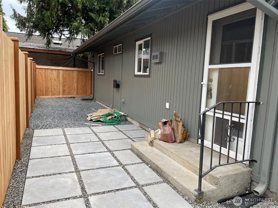 1511 Fulton Street #A, Everett, WA 98201 - #3