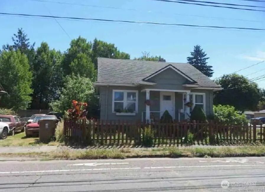 2220 S 12th Street Ct, Tacoma, WA 99405 - #1