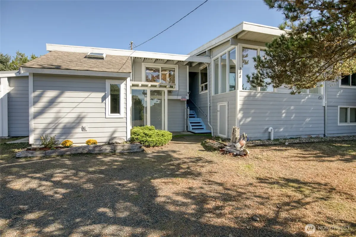 288 Sand Dune Avenue Nw, Ocean Shores, WA 98569 - #1